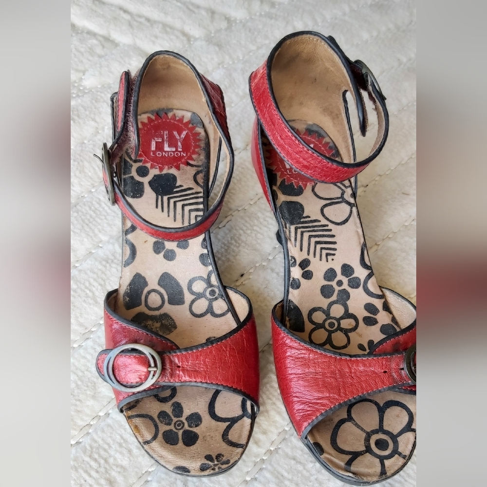 Fly London Women's Red Leather Sandals